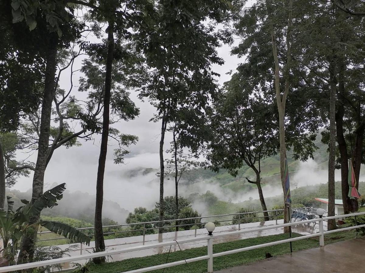 Ban Chomdoi Resort Phatang Ban Pha Tang ภายนอก รูปภาพ